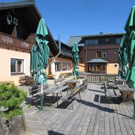 Steinerhaus Berggasthof غوربمينغ