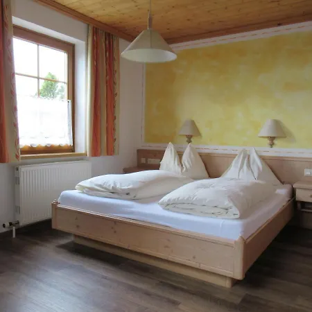 Steinerhaus Berggasthof 3* 그뢰브밍
