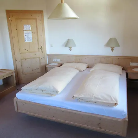 Steinerhaus Berggasthof 3*