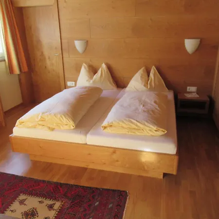 호텔 Steinerhaus Berggasthof 3*