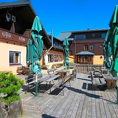 Steinerhaus Berggasthof