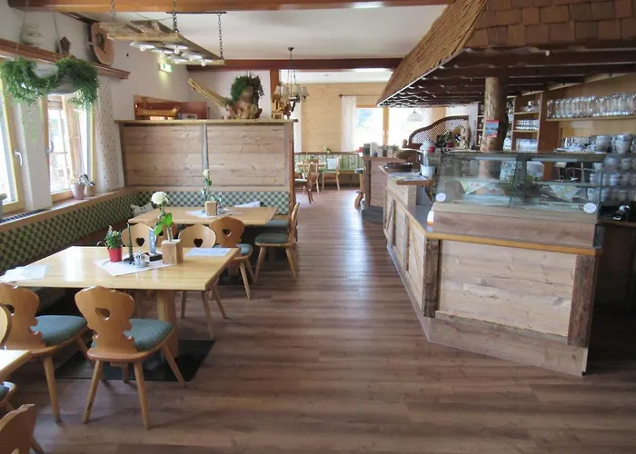 Steinerhaus Berggasthof غوربمينغ