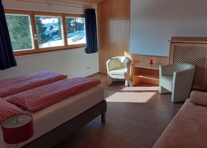 Steinerhaus Berggasthof غوربمينغ